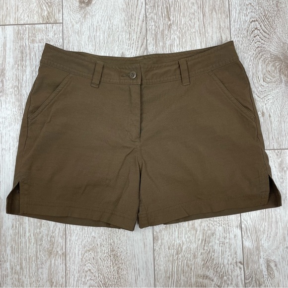 MEC Pants - MEC mountain equipement company dark olive khaki scout hiking shorts 4